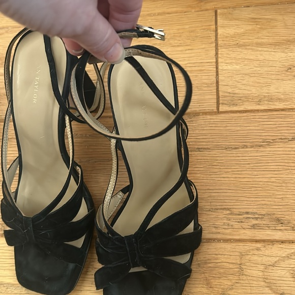 Ann Taylor Black Suede Ankle Strap Sandals Size 8 - Picture 2 of 5